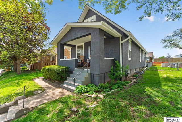 4422 S 40Th Street, Omaha, NE 68107