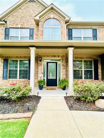 911 Rainsong Court, Braselton, GA 30517