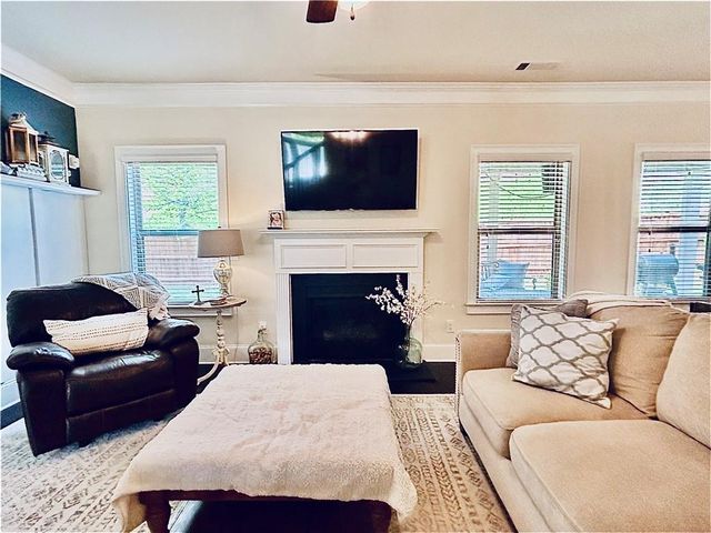 911 Rainsong Court, Braselton, GA 30517