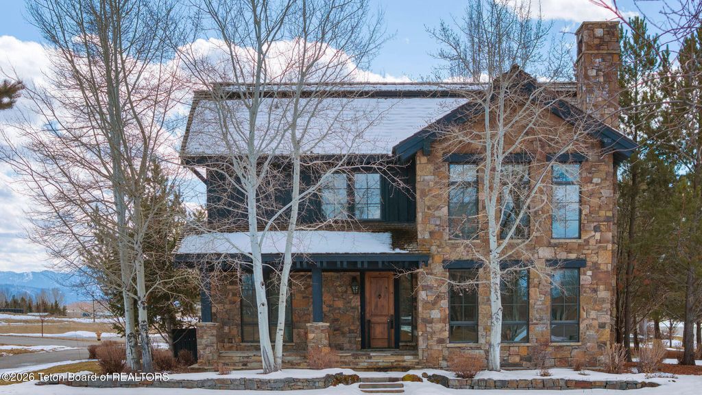 735 JASMINE Avenue, Driggs, ID 83422 photo 2