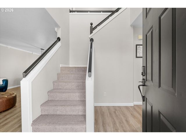 3121 Ne GLENCOE OAKS Pl, Hillsboro, OR 97124