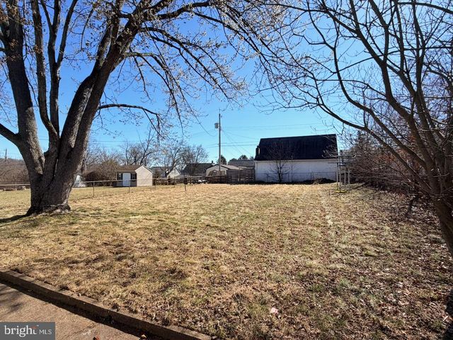 1062 HALE ST, Pottstown, PA 19464