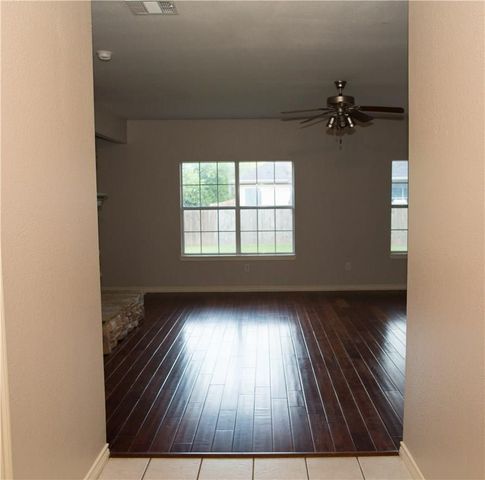 2410 South Forest Hill, Corinth, TX 76210