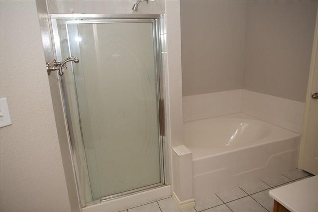 2410 South Forest Hill, Corinth, TX 76210