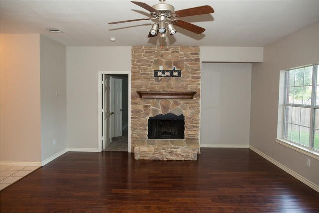 2410 South Forest Hill, Corinth, TX 76210