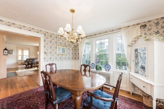62 Evergreen Ave, Newton, MA 02466
