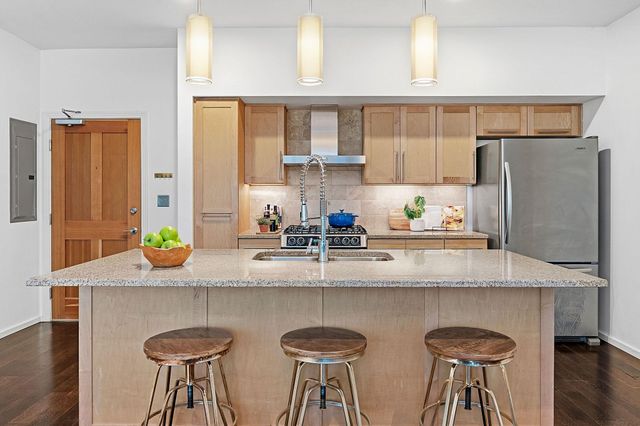 1600 Barton Springs RD 5103, Austin, TX 78704