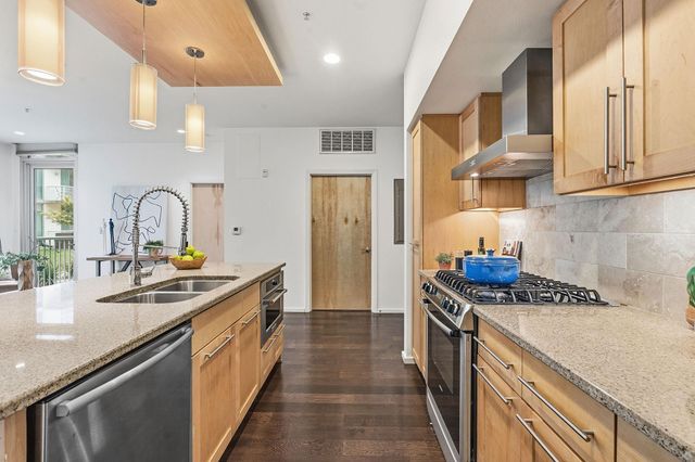 1600 Barton Springs RD 5103, Austin, TX 78704
