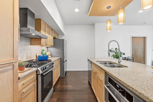 1600 Barton Springs RD 5103, Austin, TX 78704