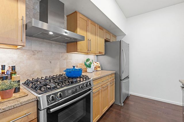 1600 Barton Springs RD 5103, Austin, TX 78704