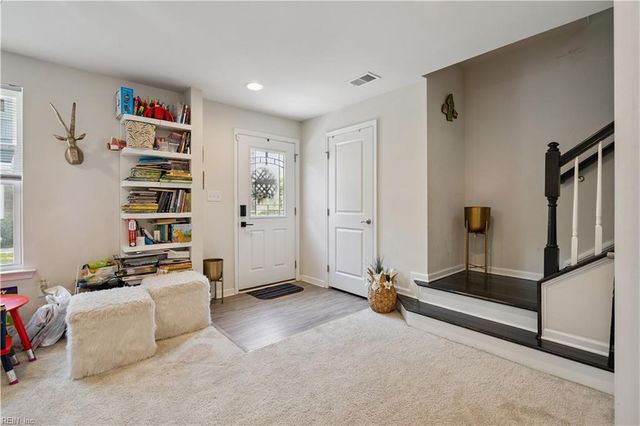 609 Brickell CHSE, Chesapeake, VA 23324