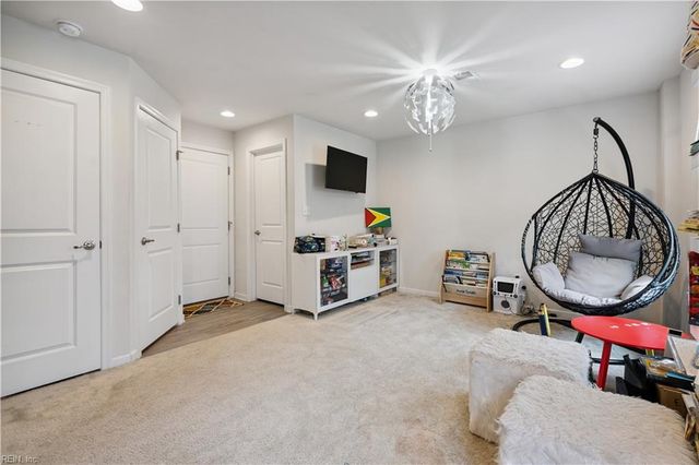 609 Brickell CHSE, Chesapeake, VA 23324