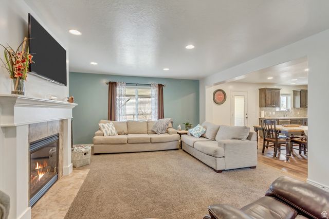 370 STONE HOLLOW DR, Santaquin, UT 84655