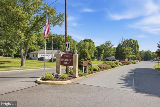 300 TAMARA CIR, Newark, DE 19711