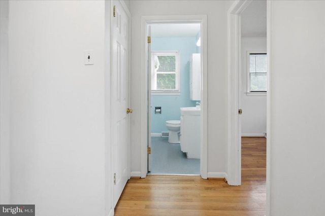 300 TAMARA CIR, Newark, DE 19711