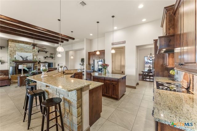 209 Stonehouse Drive, Liberty Hill, TX 78642