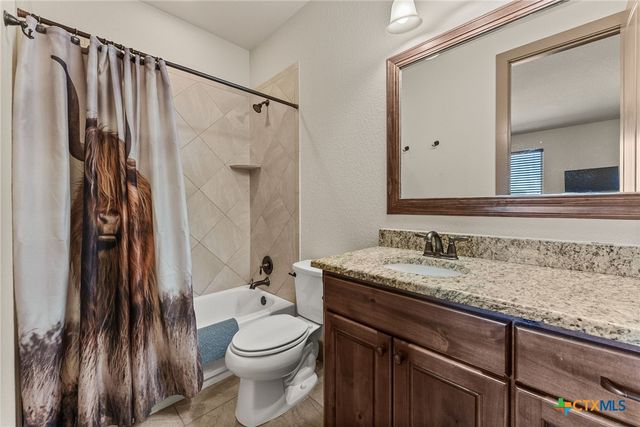 209 Stonehouse Drive, Liberty Hill, TX 78642