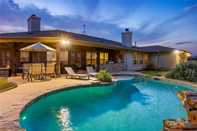 209 Stonehouse Drive, Liberty Hill, TX 78642