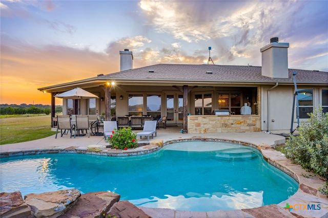 209 Stonehouse Drive, Liberty Hill, TX 78642