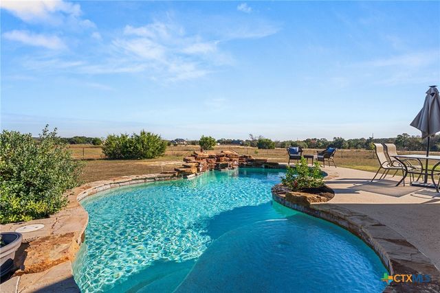 209 Stonehouse Drive, Liberty Hill, TX 78642