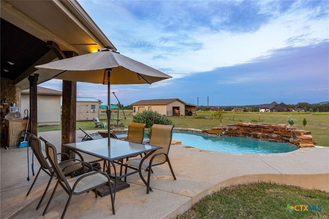 209 Stonehouse Drive, Liberty Hill, TX 78642