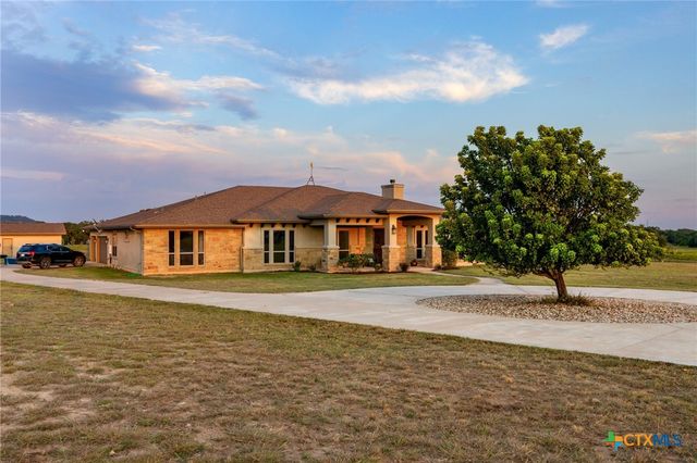 209 Stonehouse Drive, Liberty Hill, TX 78642