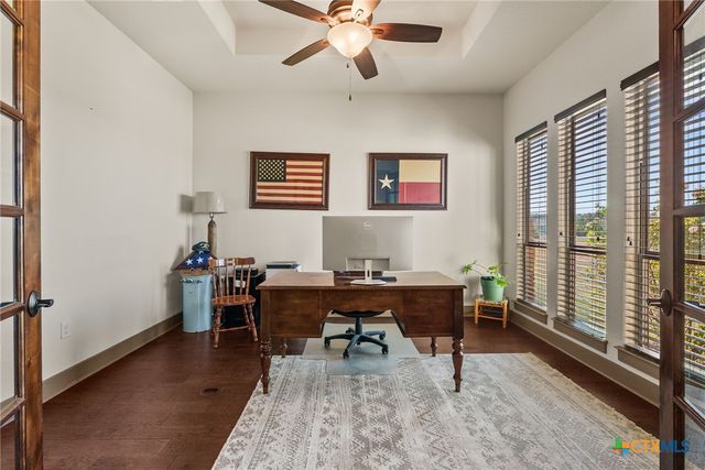 209 Stonehouse Drive, Liberty Hill, TX 78642