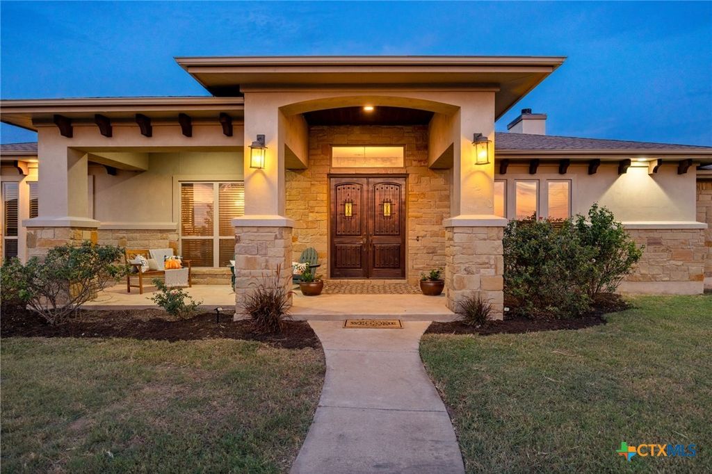 209 Stonehouse Drive, Liberty Hill, TX 78642