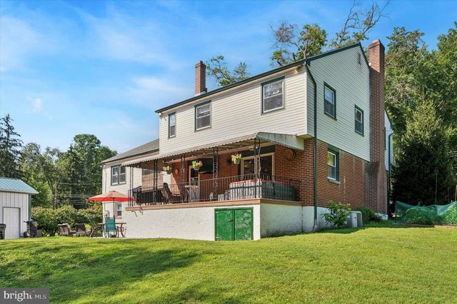 1007 GLEN RD, Wallingford, PA 19086