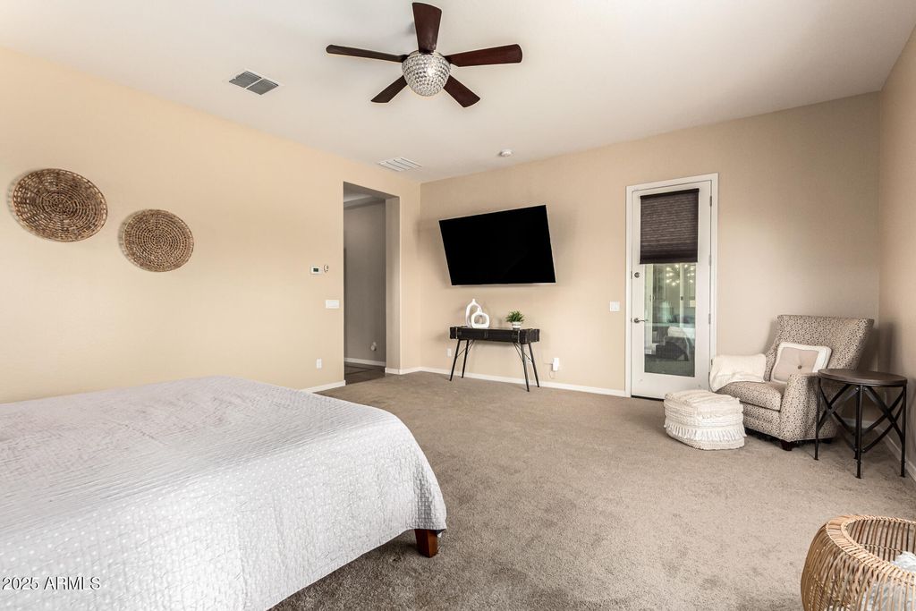 Image 21 of property listing at 18406 W VERBENA Drive, Goodyear, AZ 85338