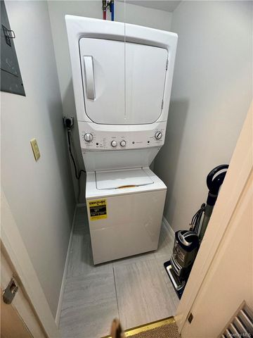 716 Sierra Vista Lane, Valley Cottage, NY 10989