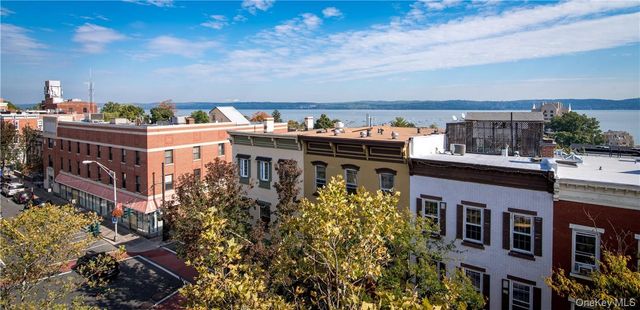 716 Sierra Vista Lane, Valley Cottage, NY 10989