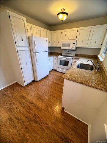 716 Sierra Vista Lane, Valley Cottage, NY 10989