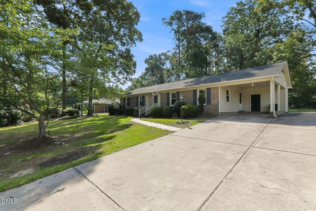 353 Dogwood Lane, Lillington, NC 27546