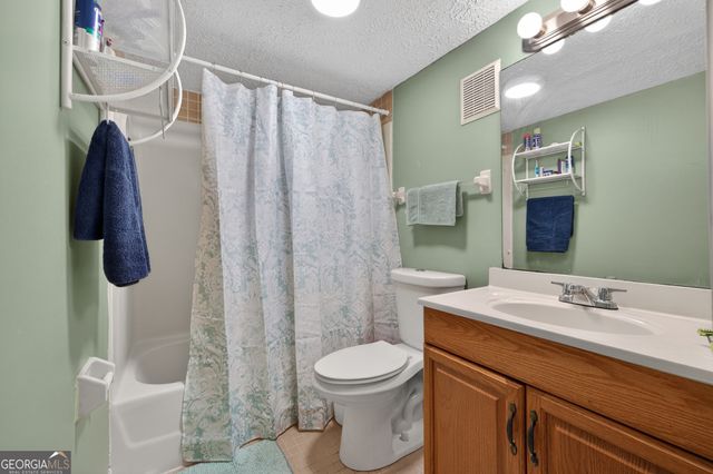 160 Charlotte Boulevard, Stockbridge, GA 30281