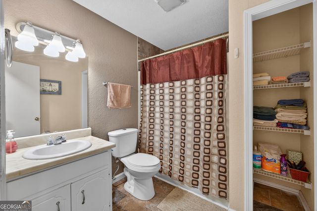 160 Charlotte Boulevard, Stockbridge, GA 30281