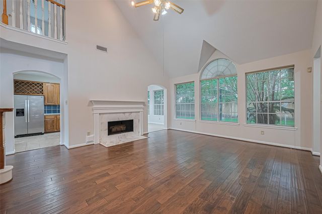 1327 W Forest Drive, Houston, TX 77043