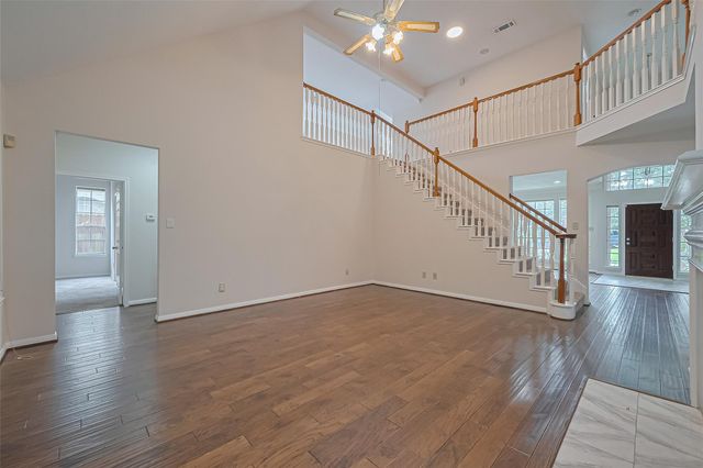 1327 W Forest Drive, Houston, TX 77043