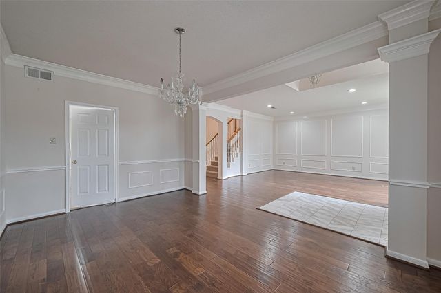 1327 W Forest Drive, Houston, TX 77043