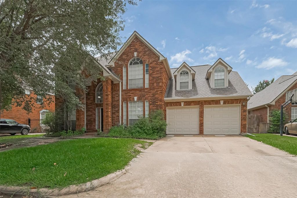 1327 W Forest Drive, Houston, TX 77043