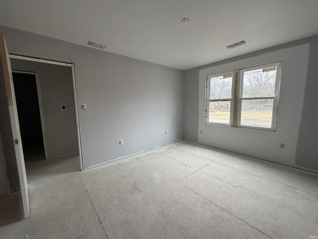 922 Russell Road, Chandler, IN 47610