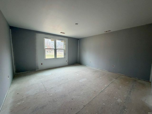 922 Russell Road, Chandler, IN 47610