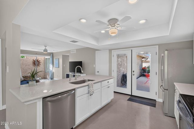 12037 S HALF MOON Drive, Phoenix, AZ 85044