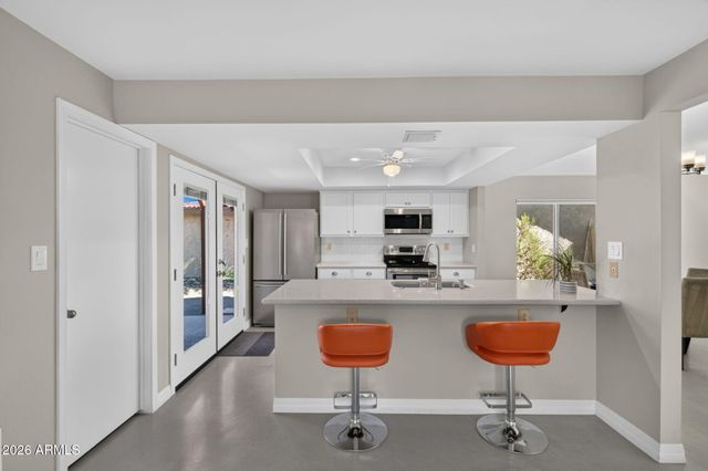 12037 S HALF MOON Drive, Phoenix, AZ 85044