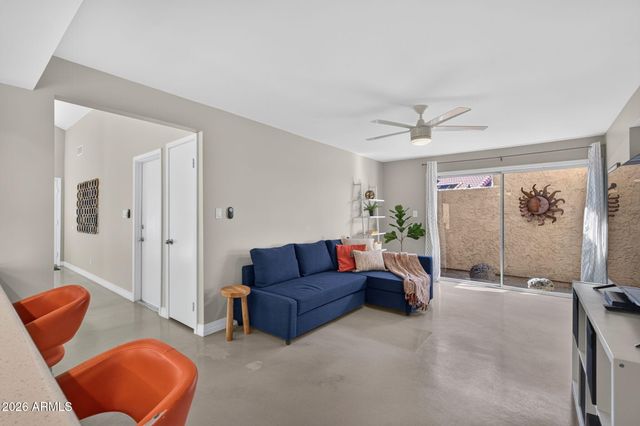 12037 S HALF MOON Drive, Phoenix, AZ 85044