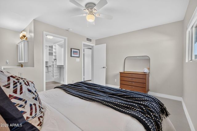 12037 S HALF MOON Drive, Phoenix, AZ 85044