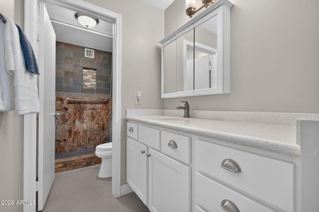 12037 S HALF MOON Drive, Phoenix, AZ 85044