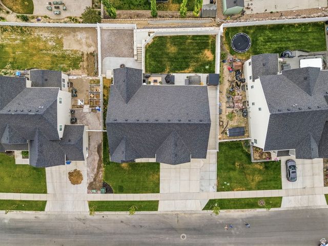 1498 S LOVELAND LN, Saratoga Springs, UT 84045
