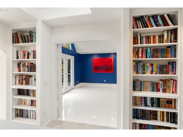 600 MAPLE St, Lake Oswego, OR 97034