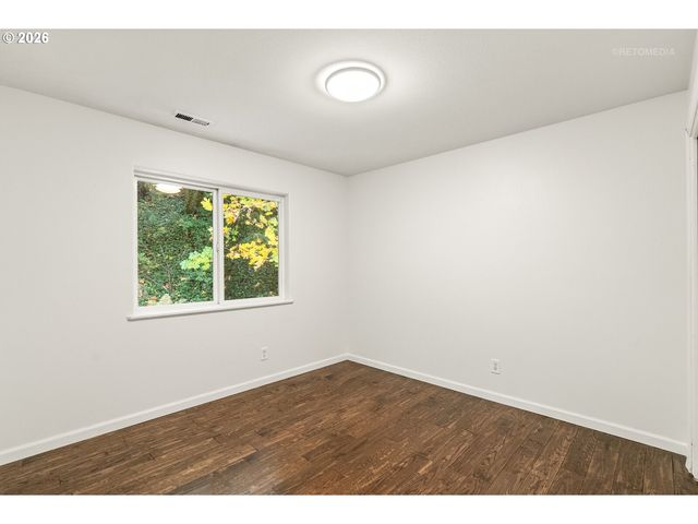 600 MAPLE St, Lake Oswego, OR 97034